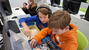 Projekt TALENTMANAGEMENT – Stavíme roboty