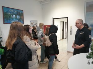 Sedmé ročníky na návštěvě u PČR